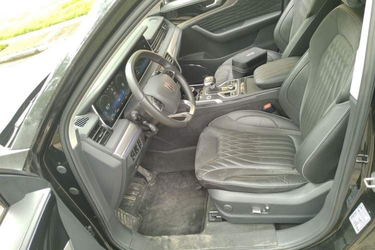 Used Hongqi HS5 2022 Facelifted Version 2.0T Smart Connect Flagship All-Wheel-Drive Edition Left Front Seat