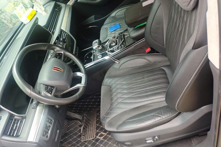 Used Hongqi HS5 2022 Facelifted Version 2.0T Smart Connect Flagship All-Wheel-Drive Edition Left Front Seat