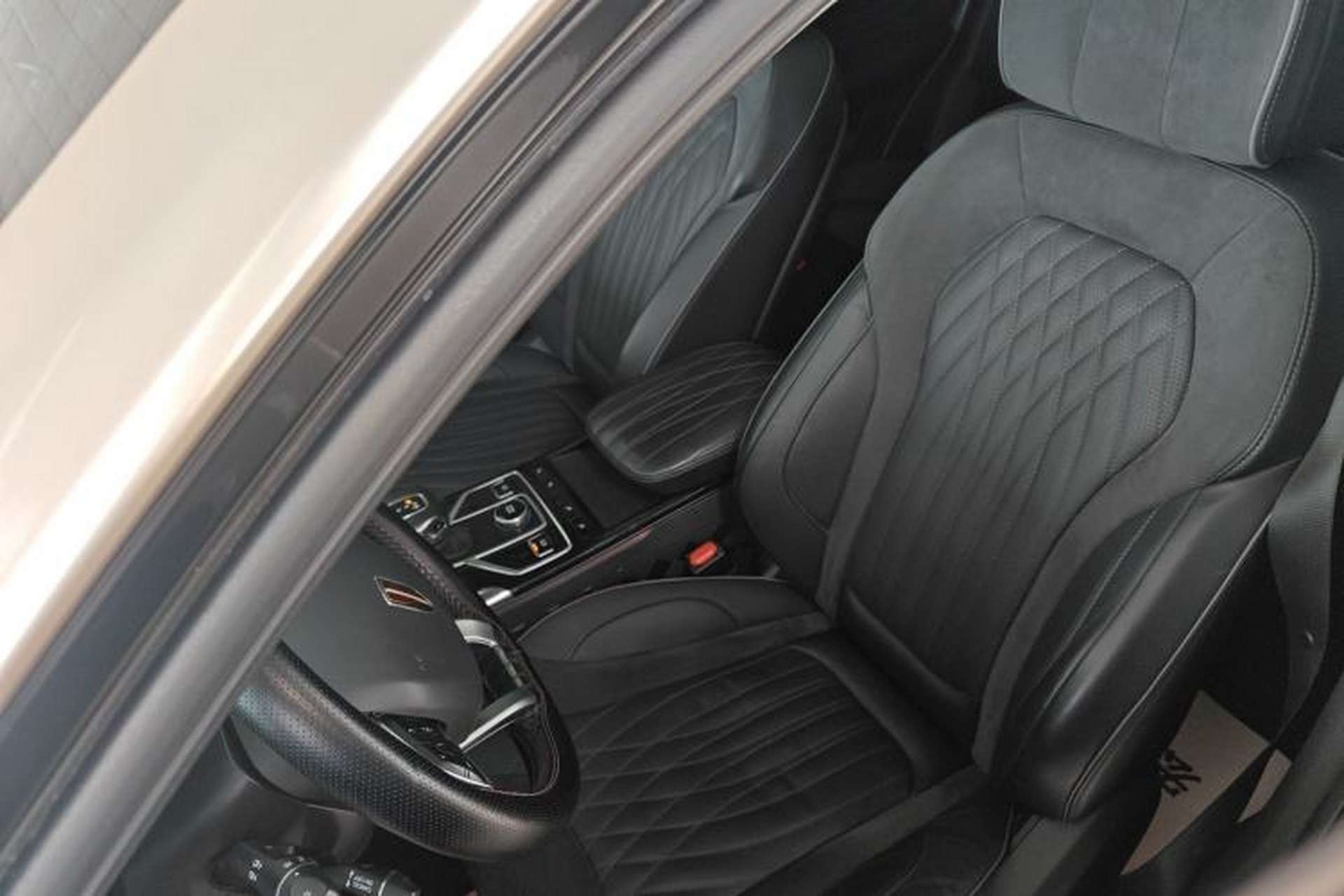 Used Hongqi HS5 2022 2.0T Smart Connect Flagship Enjoyment Purchase Edition Left Front Seat