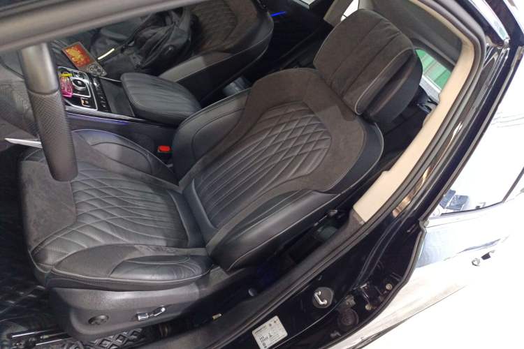 Used Hongqi HS5 2022 Revised Version 2.0T Smart Connect Flagship Edition Left Front Seat