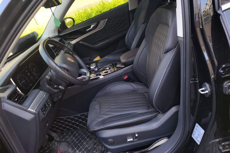 Used Hongqi HS5 2022 2.0T Smart Connect Flagship All-Wheel-Drive Version Left Front Seat