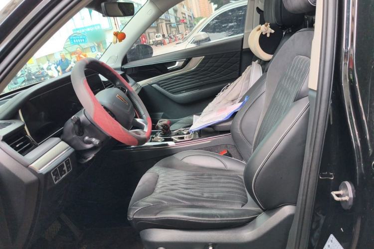 Used Hongqi HS5 2022 2.0T Smart Connect Flagship All-Wheel-Drive Version Left Front Seat