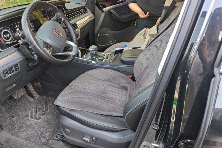 Used Hongqi HS5 2022 Facelifted Version 2.0T Smart Connect Flagship All-Wheel-Drive Edition Left Front Seat