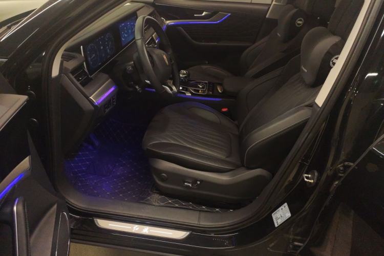 Used Hongqi HS5 2022 2.0T Smart Connect Flagship All-Wheel-Drive Version Left Front Seat