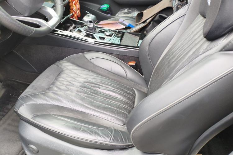 Used Hongqi HS5 2022 Revised Version 2.0T Smart Connect Flagship Edition Left Front Seat