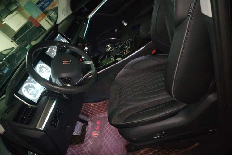 Used Hongqi HS5 2022 2.0T Smart Connect Flagship All-Wheel-Drive Version Left Front Seat