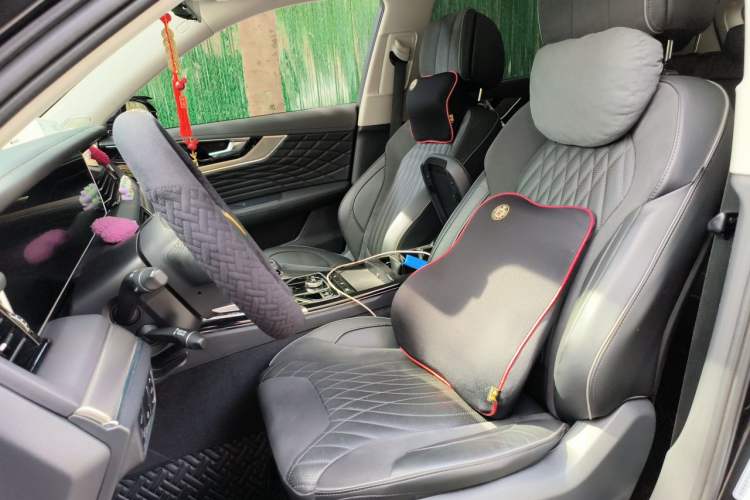 Used Hongqi HS5 2022 Revised Version 2.0T Smart Connect Flagship Edition Left Front Seat