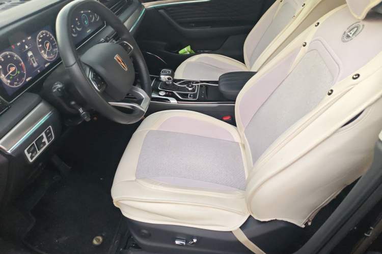 Used Hongqi HS5 2022 Facelifted Version 2.0T Smart Connect Flagship All-Wheel-Drive Edition Left Front Seat