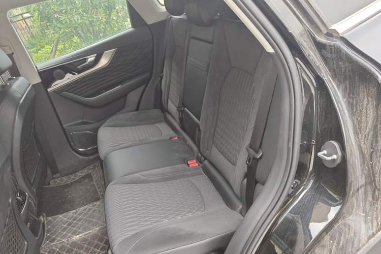 Used Hongqi HS5 2022 2.0T Smart Connect Flagship Edition Left Rear Seat