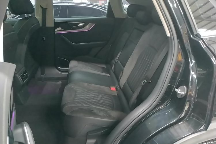 Used Hongqi HS5 2022 2.0T Smart Connect Flagship Edition Left Rear Seat
