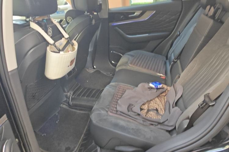 Used Hongqi HS5 2022 Revised Version 2.0T Smart Connect Flagship Edition Left Rear Seat