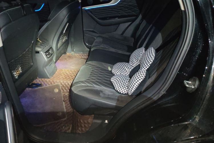 Used Hongqi HS5 2022 2.0T Smart Connect Flagship Edition Left Rear Seat