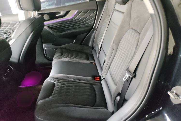 Used Hongqi HS5 2022 Revised Version 2.0T Smart Connect Flagship Edition Left Rear Seat