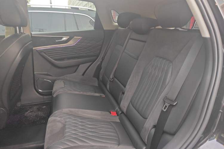 Used Hongqi HS5 2022 Revised Version 2.0T Smart Connect Flagship Edition Left Rear Seat