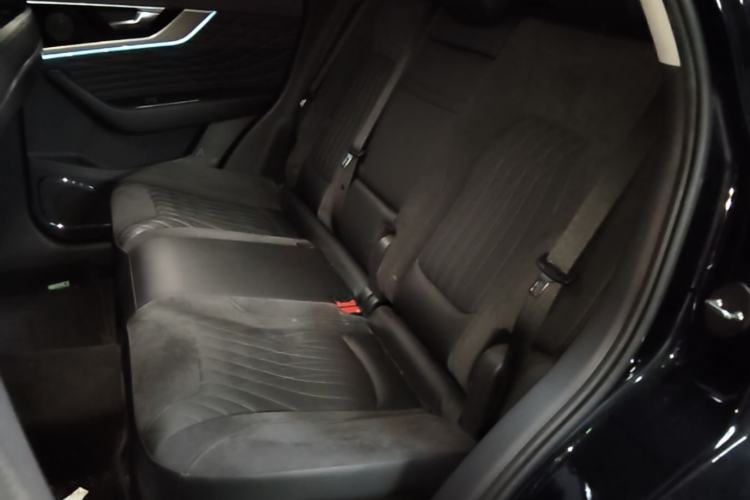Used Hongqi HS5 2022 Revised Version 2.0T Smart Connect Flagship Edition Left Rear Seat