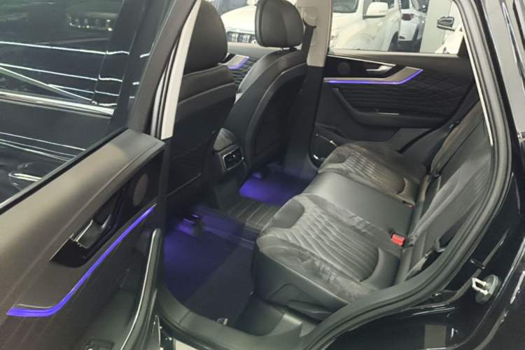 Used Hongqi HS5 2022 Revised Version 2.0T Smart Connect Flagship Edition Left Rear Seat