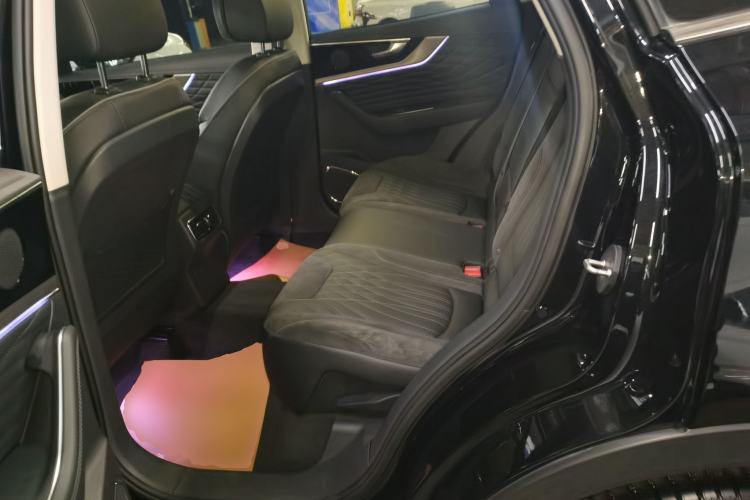 Used Hongqi HS5 2022 Revised Version 2.0T Smart Connect Flagship Edition Left Rear Seat