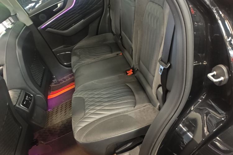 Used Hongqi HS5 2022 Revised Version 2.0T Smart Connect Flagship Edition Left Rear Seat