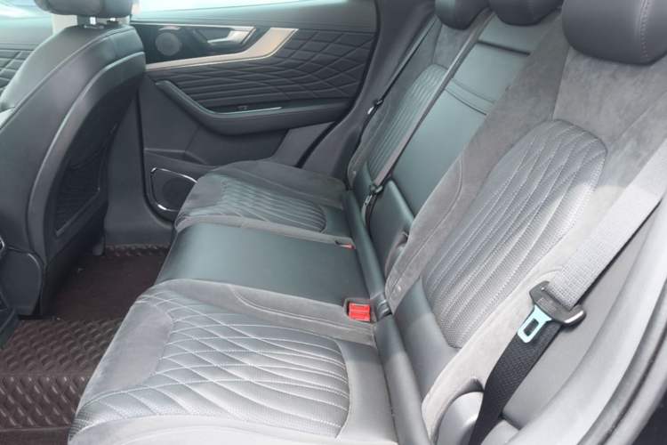 Used Hongqi HS5 2022 Revised Version 2.0T Smart Connect Flagship Edition Left Rear Seat