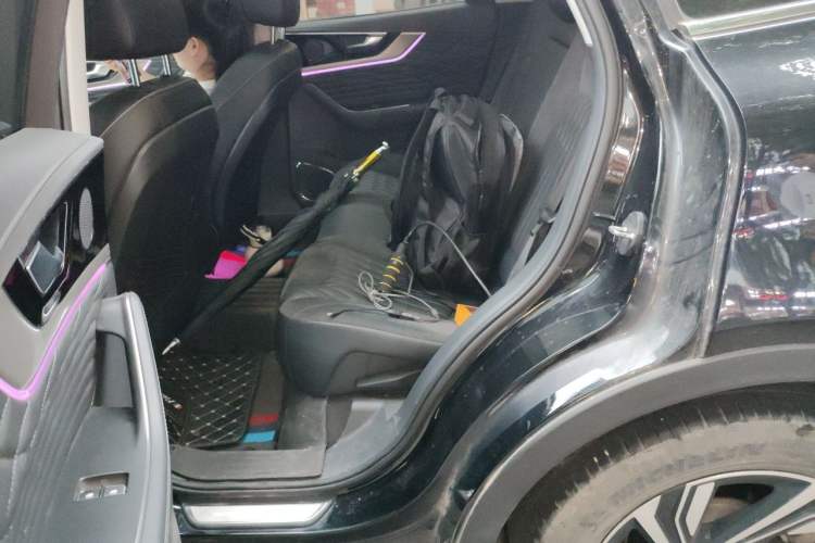 Used Hongqi HS5 2022 Revised Version 2.0T Smart Connect Flagship Edition Left Rear Seat
