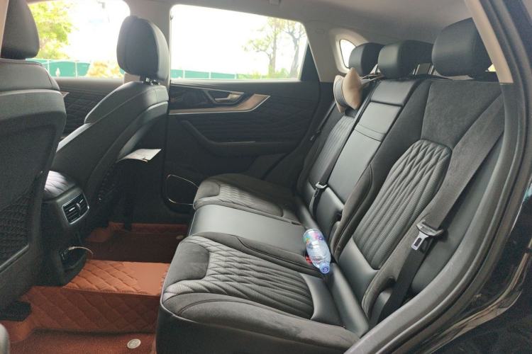 Used Hongqi HS5 2022 2.0T Smart Connect Flagship Edition Left Rear Seat