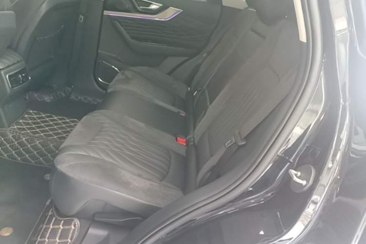 Used Hongqi HS5 2022 Revised Version 2.0T Smart Connect Flagship Edition Left Rear Seat