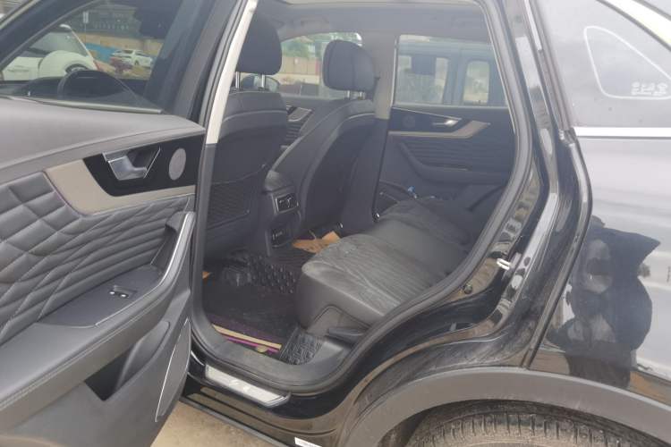 Used Hongqi HS5 2022 Revised Version 2.0T Smart Connect Flagship Edition Left Rear Seat