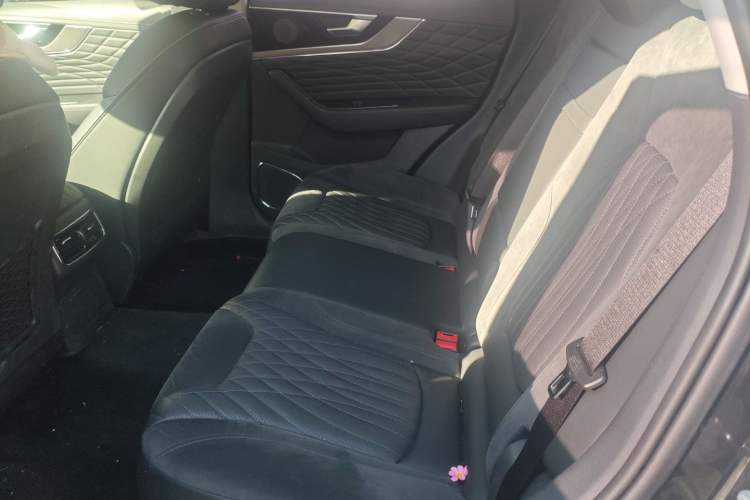 Used Hongqi HS5 2022 Revised Version 2.0T Smart Connect Flagship Edition Left Rear Seat