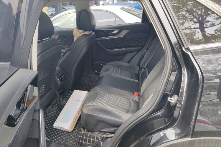 Used Hongqi HS5 2022 2.0T Smart Connect Flagship Edition Left Rear Seat