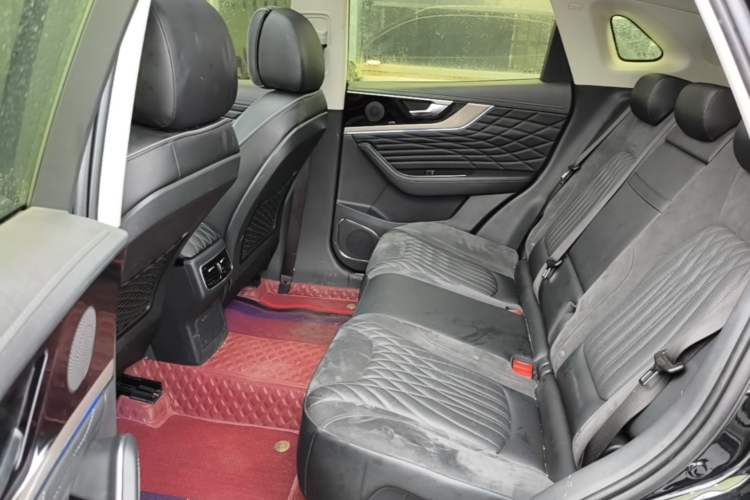 Used Hongqi HS5 2022 Revised Version 2.0T Smart Connect Flagship Edition Left Rear Seat