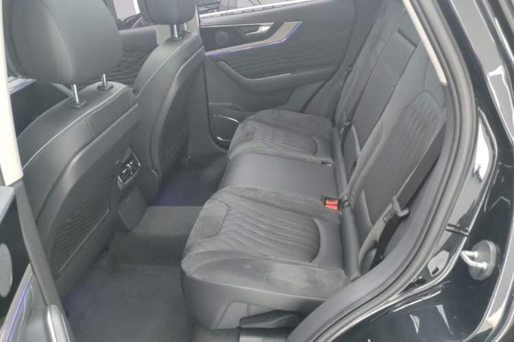 Used Hongqi HS5 2022 Revised Version 2.0T Smart Connect Flagship Edition Left Rear Seat