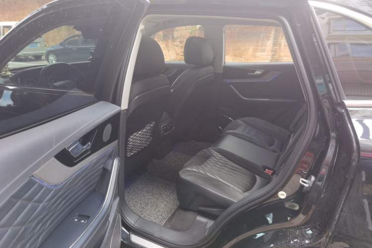 Used Hongqi HS5 2022 2.0T Smart Connect Flagship Enjoyment Purchase Edition Left Rear Seat