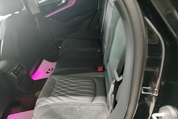 Used Hongqi HS5 2022 Revised Version 2.0T Smart Connect Flagship Edition Left Rear Seat