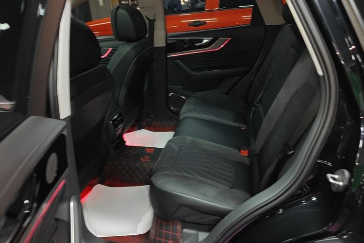 Used Hongqi HS5 2022 Revised Version 2.0T Smart Connect Flagship Edition Left Rear Seat