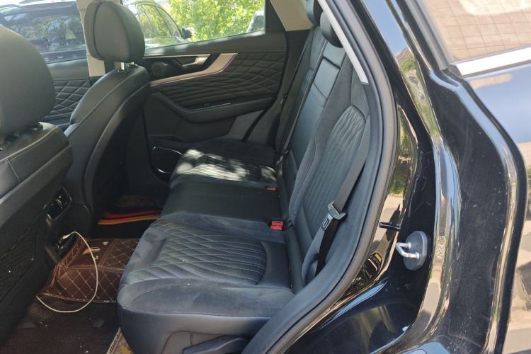 Used Hongqi HS5 2022 Revised Version 2.0T Smart Connect Flagship Edition Left Rear Seat