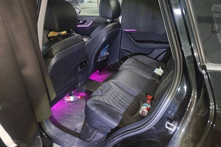 Used Hongqi HS5 2022 Revised Version 2.0T Smart Connect Flagship Edition Left Rear Seat