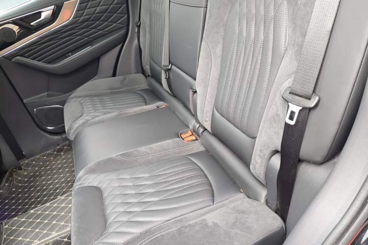 Used Hongqi HS5 2022 Revised Version 2.0T Smart Connect Flagship Edition Left Rear Seat