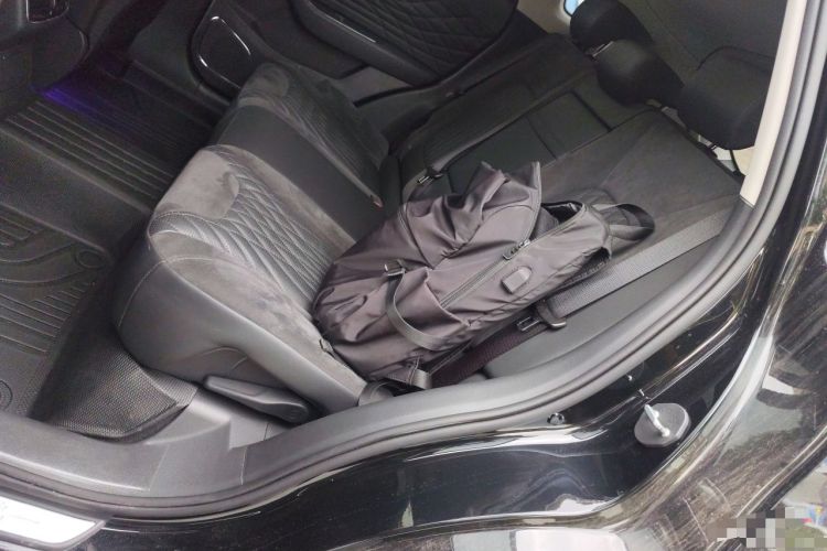 Used Hongqi HS5 2022 Revised Version 2.0T Smart Connect Flagship Edition Left Rear Seat