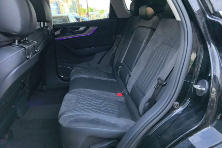 Used Hongqi HS5 2022 Revised Version 2.0T Smart Connect Flagship Edition Left Rear Seat