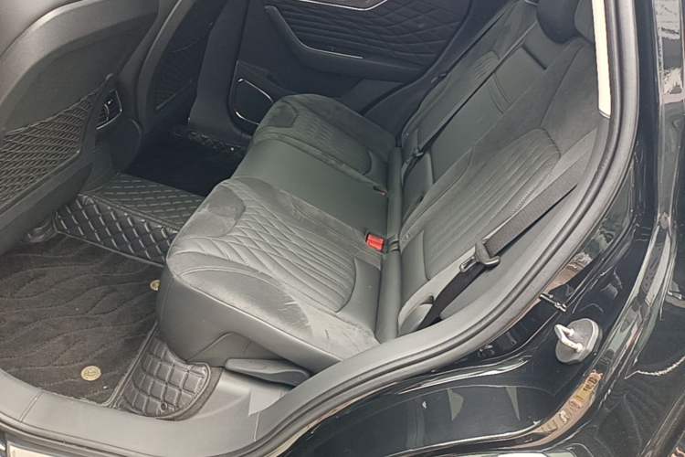 Used Hongqi HS5 2022 2.0T Smart Connect Flagship Edition Left Rear Seat