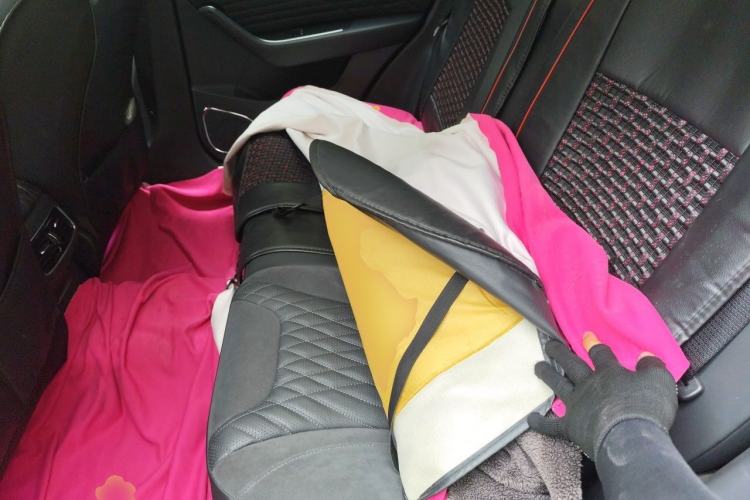 Used Hongqi HS5 2022 Revised Version 2.0T Smart Connect Flagship Edition Left Rear Seat