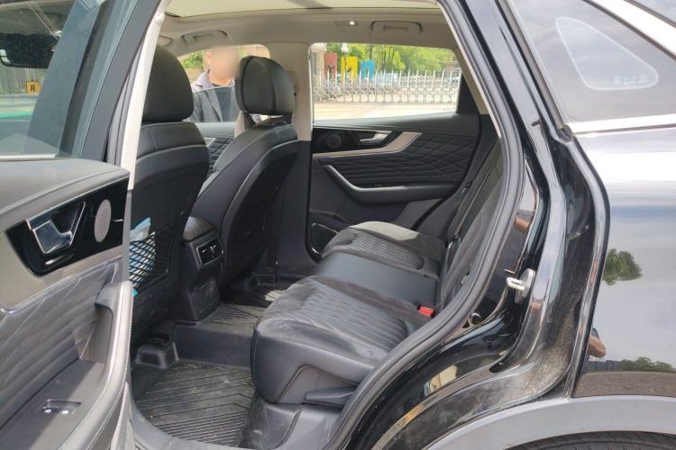 Used Hongqi HS5 2022 2.0T Smart Connect Flagship Edition Left Rear Seat