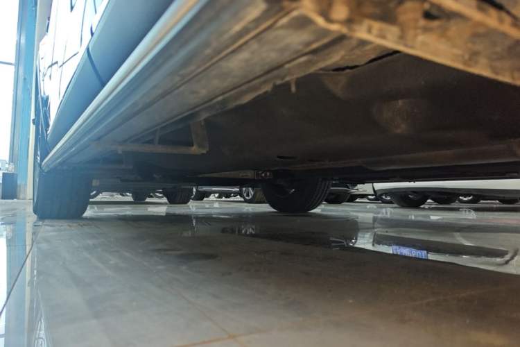 Used Hongqi HS5 2022 2.0T Smart Connect Flagship Edition Left Side Sill