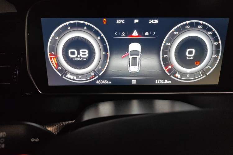 Used Hongqi HS5 2022 Revised Version 2.0T Smart Connect Flagship Edition Odometer Close Up