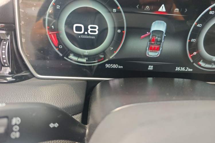 Used Hongqi HS5 2022 Revised Version 2.0T Smart Connect Flagship Edition Odometer Close Up