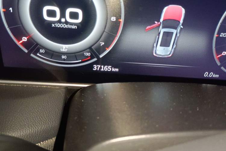 Used Hongqi HS5 2022 2.0T Smart Connect Flagship Enjoyment Purchase Edition Odometer Close Up