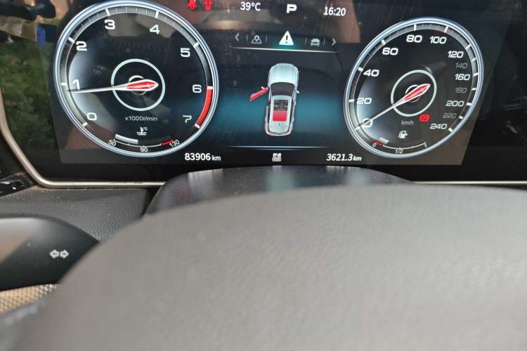 Used Hongqi HS5 2022 Revised Version 2.0T Smart Connect Flagship Edition Odometer Close Up