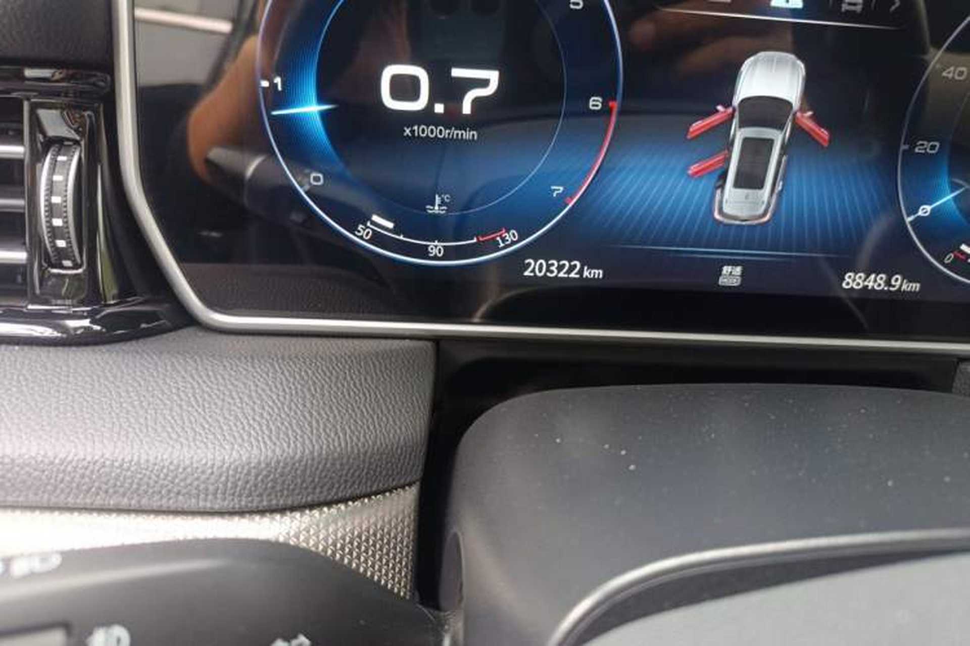 Used Hongqi HS5 2022 Revised Version 2.0T Smart Connect Flagship Edition Odometer Close Up