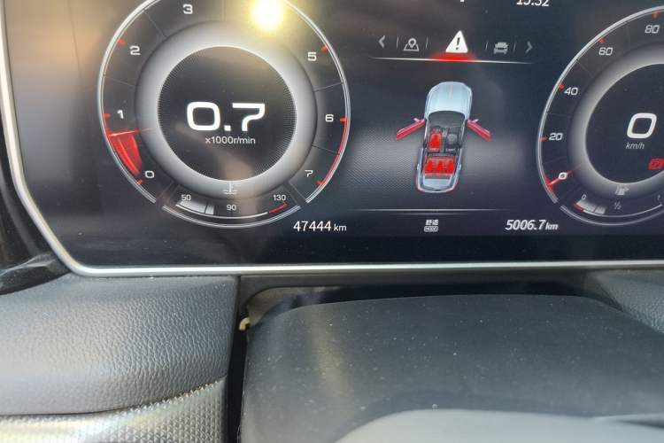 Used Hongqi HS5 2022 Revised Version 2.0T Smart Connect Flagship Edition Odometer Close Up
