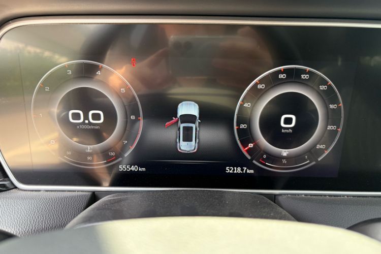 Used Hongqi HS5 2022 Revised Version 2.0T Smart Connect Flagship Edition Odometer Close Up